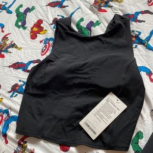 NWT Lululemon new Lou twist back Yoga tank size 10 black